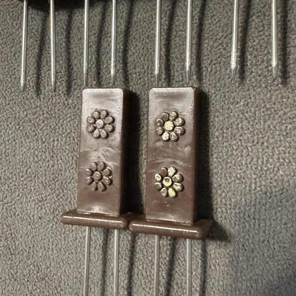 Vintage Travco Brown Yellow‎ Daisy Corn on the Cob Holders - 6 sets